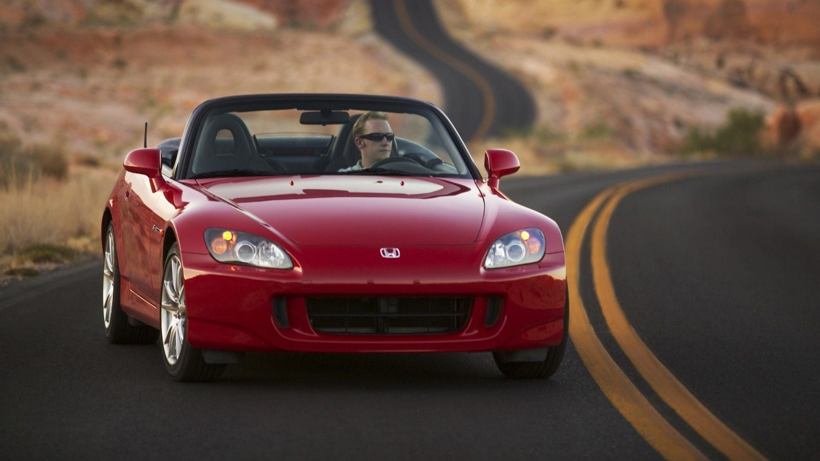 Honda S2000 Review // When Hero Becomes Legend 
