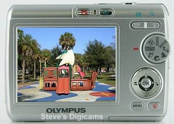 Olympus FE-170 Zoom
