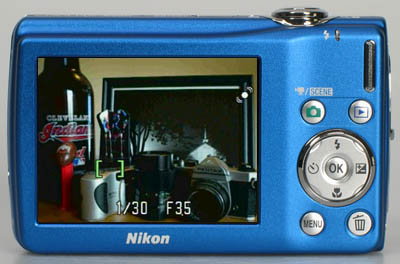 Mens Nautisch Bladeren verzamelen Nikon Coolpix S220 Review - Steve's Digicams