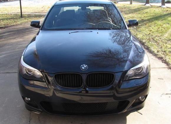 550i blacked out grill.