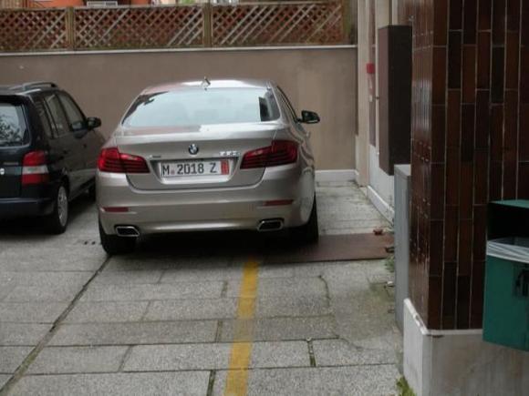 Request for private parking in Venice. This is it, back of hotel with owners personal car. 20 a night! Worth it. 2nd night.