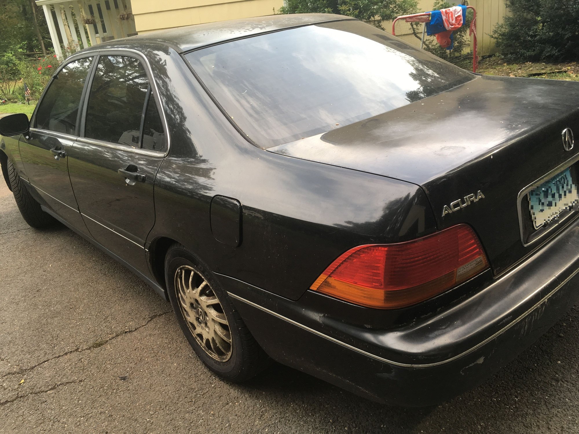 1998 Acura RL - FS: 1998 Acura 3.5 RL in Connecticut  *SALVAGE TITLE* - Used - VIN JH4KA9646WC008730 - 203,222 Miles - 6 cyl - 2WD - Automatic - Sedan - Black - Fairfield, CT 06824, United States