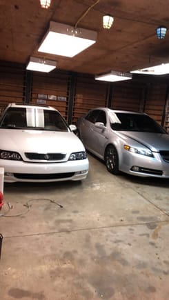 Finally got the garage semi cleared out and ready for these sleeping beauties. I’ve got little projects lol Ned up on Acura but the Notch is ready for work. Just swapped to 5 lug in the front I’ll post some pics with both projects soon