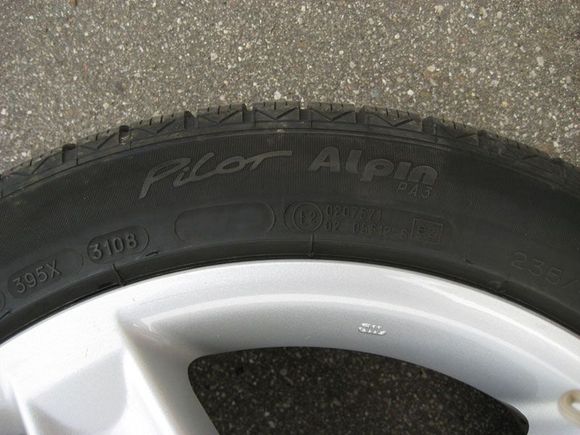 michelin pilot alpin pa3