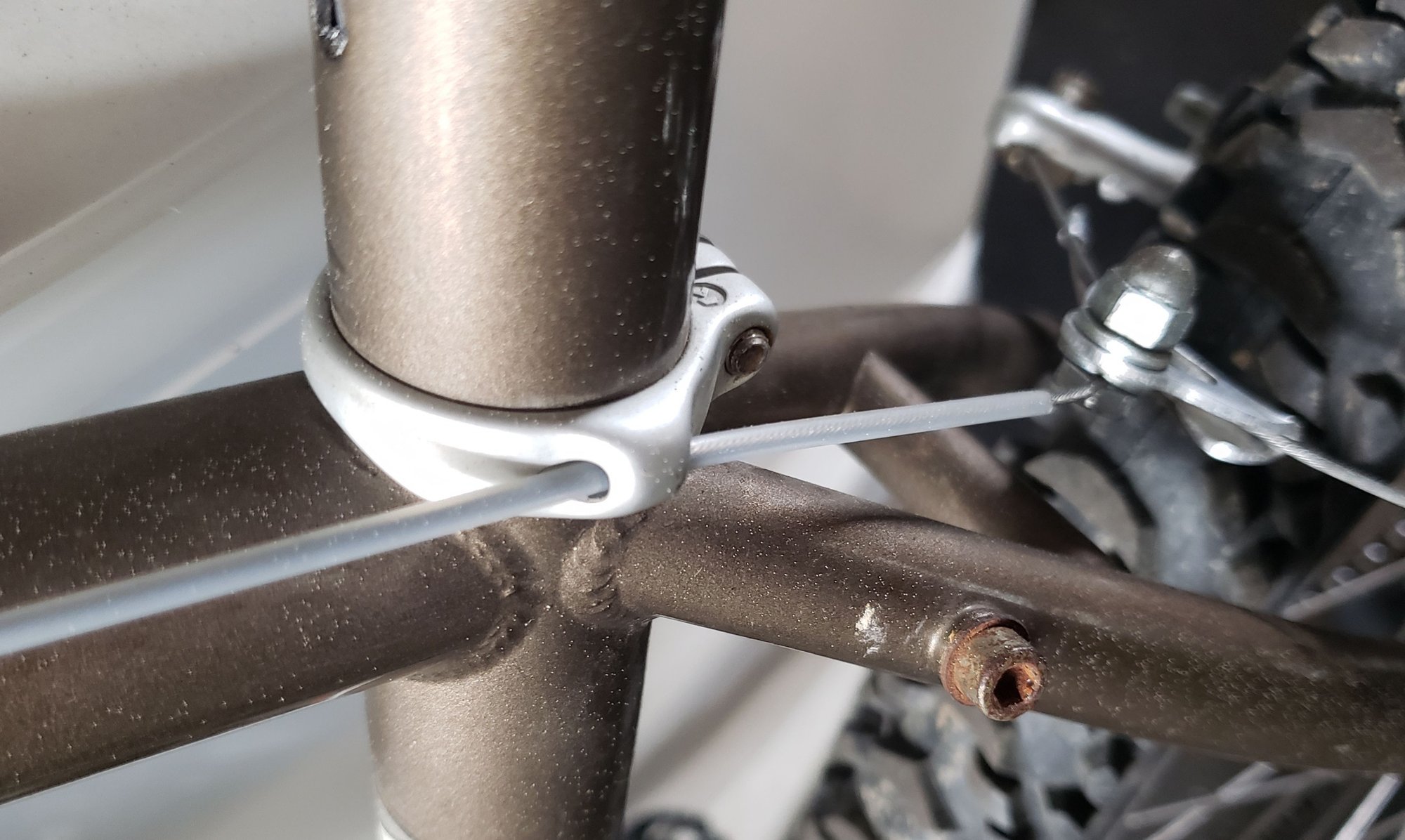 Bicycle Bike Brake Cable housing teflon lined by the foot Black with ferrules