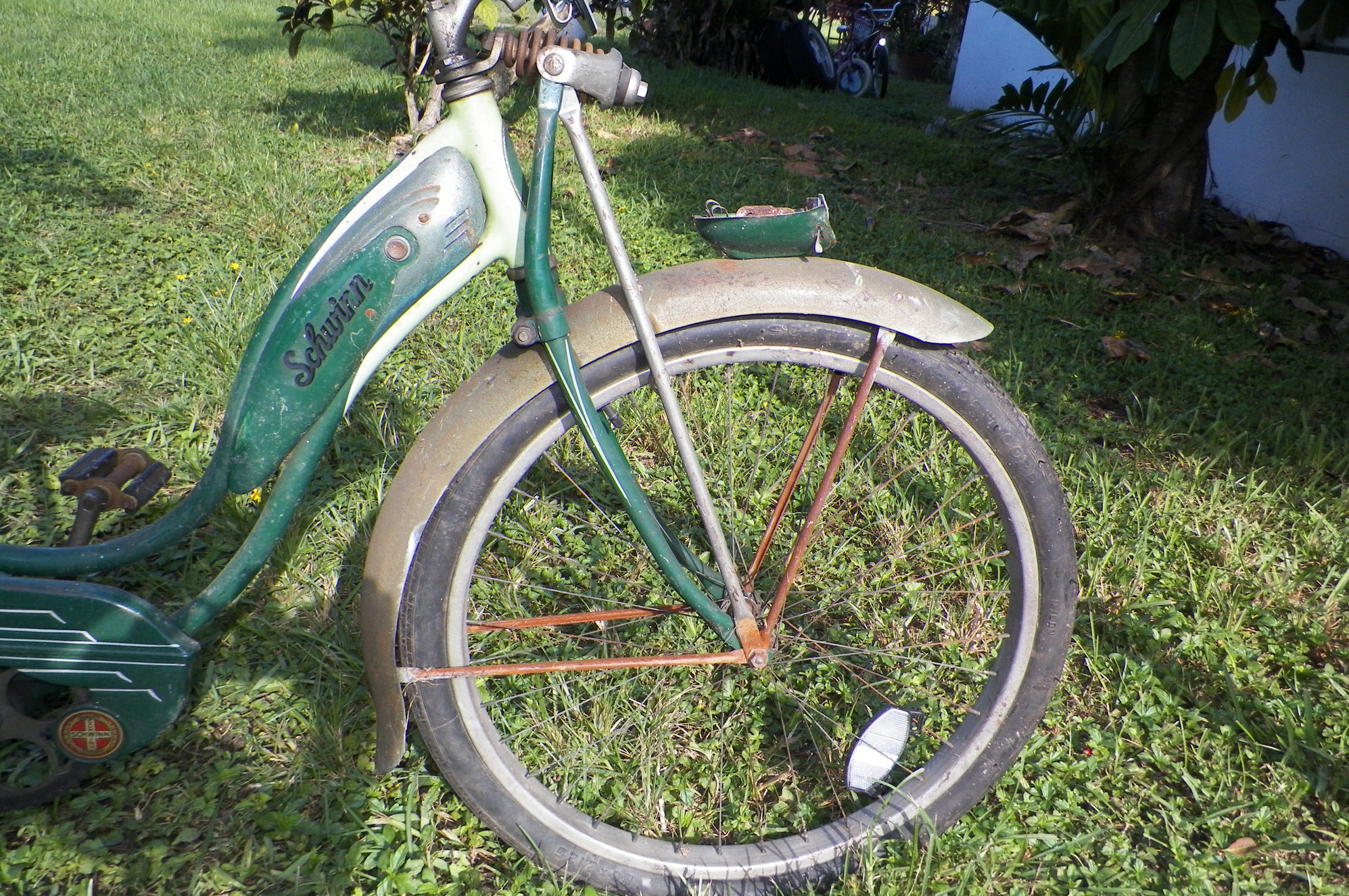 Schwinn panther hot sale green