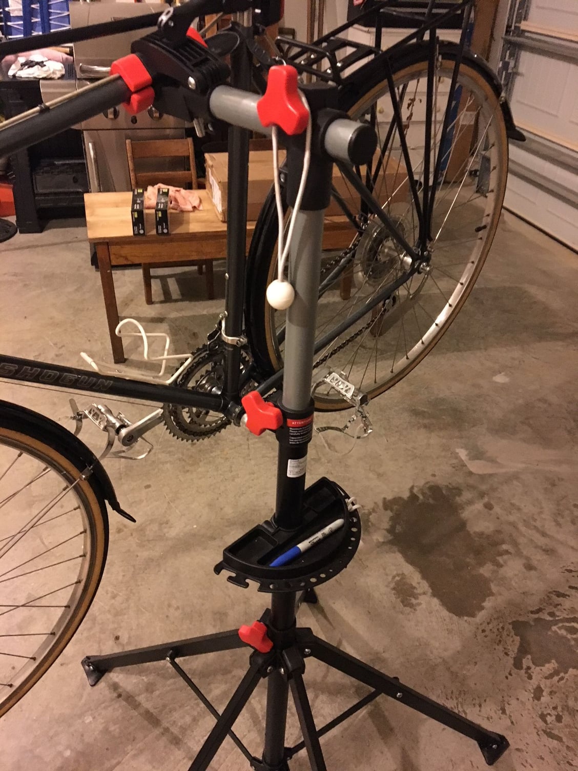 cycle repair stand aldi