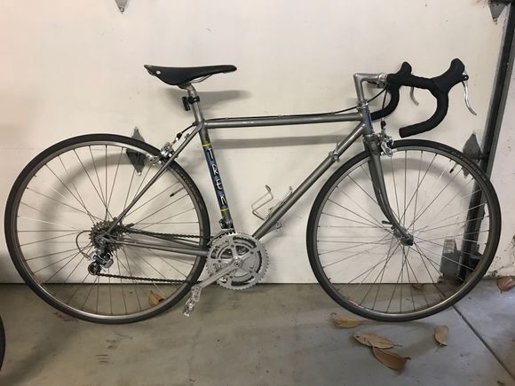 I need a new picture with the 7 Speed Shimano Brifters. 
