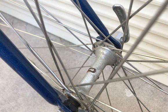 Shimano Front Hub