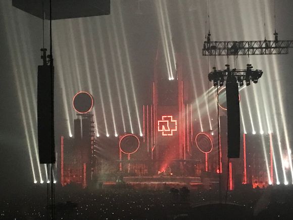 Pictures can’t do this concert justice. Extremely awesome. 