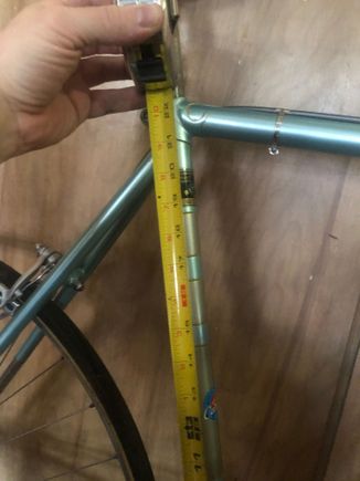About a 22 1/2” frame.