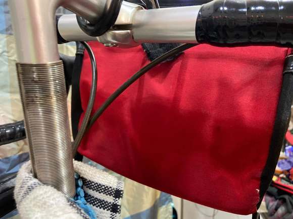 The "shock cords" are in great shape.  Sorry I don't have any hooks but this is how I used to attach them and I never had any issues 