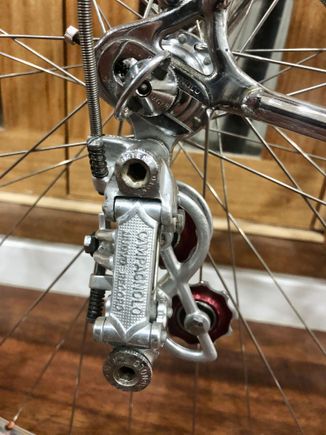 NR rear derailleur with bullseye pulleys, again a bit of a departure...