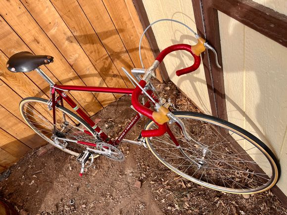 1975 Paramount P10-9