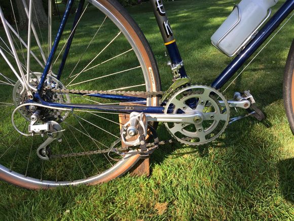 SR Apex crank with 34-47 rings and 14-32 five speed rear
