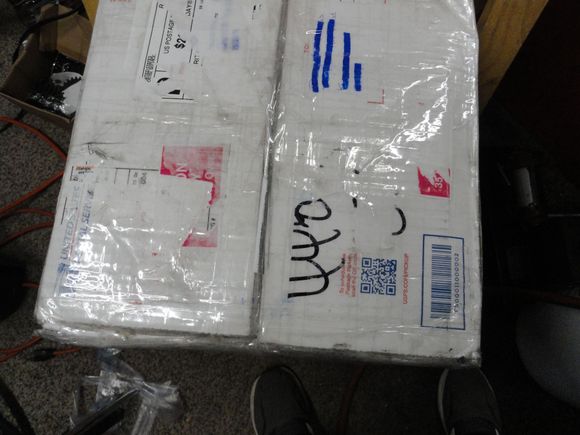 BOC as it arrived, in what appears to be hermetically sealed condition from clear packing tape.   Maybe this is stronger than some of the abuse the BOC gets from the postal service.   And they must be getting better because I wasn't expecting it until mid week.