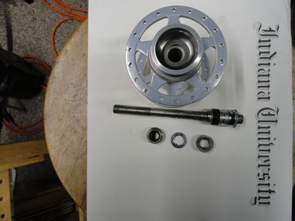 Hub shell and inner parts,  clean and no pits or damage!
