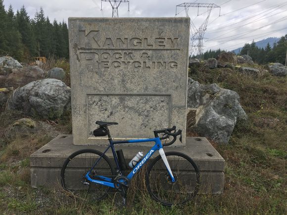 Nice road at base of first mountain ridges north of Mt Rainer Natl Park