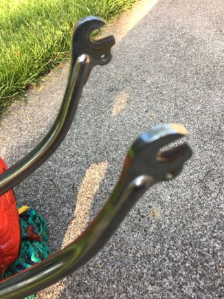 Unmarked front dropouts