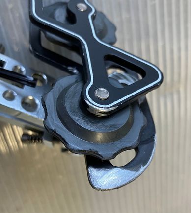some wear to inner cage and to pulley teeth