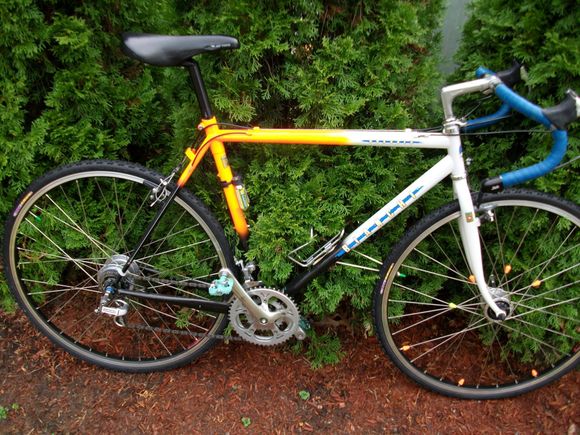 The final version and despite the tall post and stem it just wasn't working but otherwise it was a great bike. 