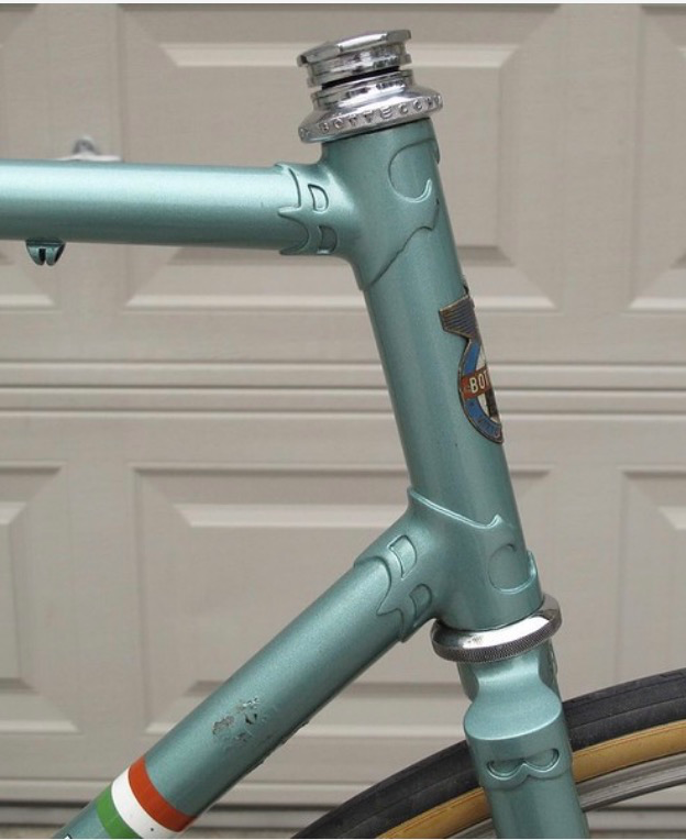 fork crown race installation