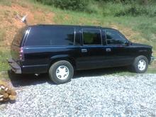 Stripped all of the body moldings, emblemz and the cracked &amp; broken vent vizorz......