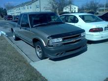 Cancerous cab corner will be fixed sooon,along with them moldings cant wait to rip them off...