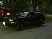 In the end this is how she came out, ran out of time and had to drive to my next unit, after this photo was taken we adjusted the OEM torsion keys and dropped the front an 1" so it wasn't this high anymore.