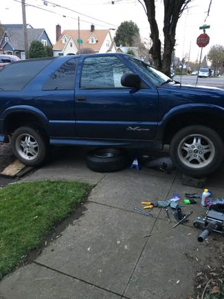 My sketchy lift job lol both tired off the ground 