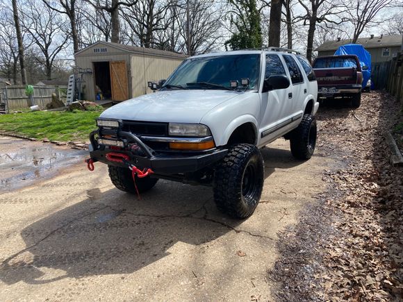 Lights and Winch Finally all done