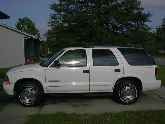 my 04 blazer bone stock but not for long