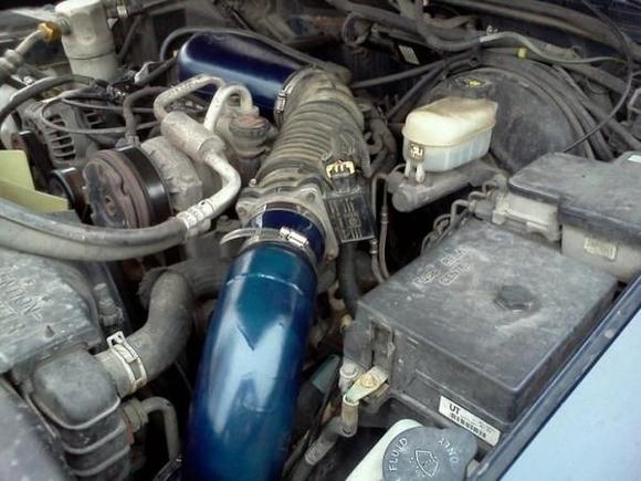 Engine is dirtyyyy! And thanks for the people I copied in painting my intake. I wanna get a FIPK from K&amp;N