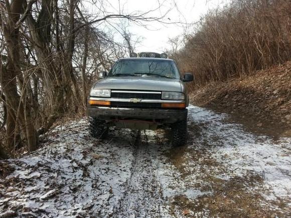 fun with the new tires Definity Dakata M/T 30x9.5