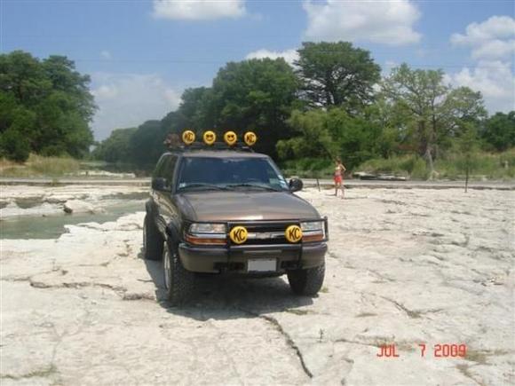 1998 Blazer Z85 - 2" Rough Country suspension lift - 2" Performance Machine body lift - 31" BFGs on 15x10 aluminum stars with 5.5" backspacing