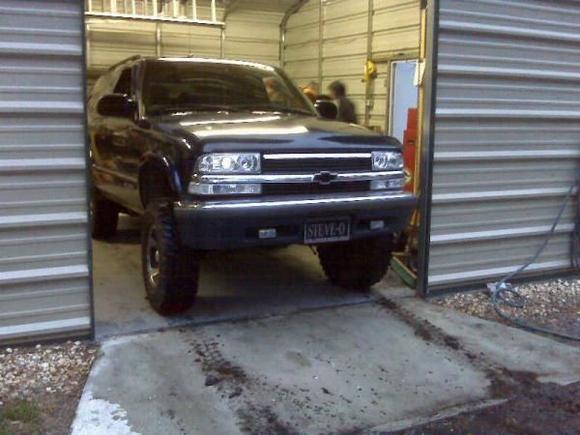 3.5'' lift spindles on the front, before the 6.5'' lift in the back and the 2.5" lift coils in the front