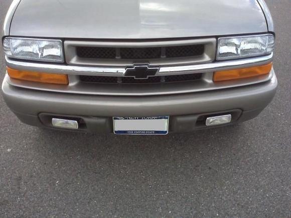 put in some fogs and painted the bowtie