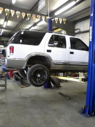 l rough country 3"suspesion lift