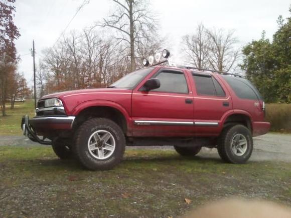 2&quot; P.A. body lift finally installed!