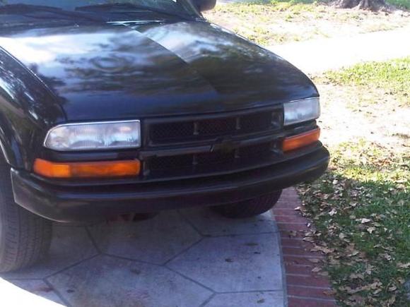 black grill came in. still got blackout those lens.