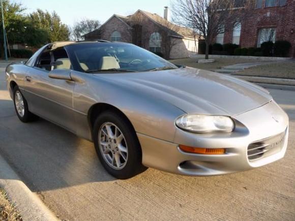 2000 Camaro... very clean.