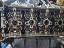 top end of cylinder head looks pretty clean. I numbered each valve lash caps to make sure i dont mess up the lash