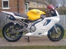 Fitting the 2008 R1 Tail.
