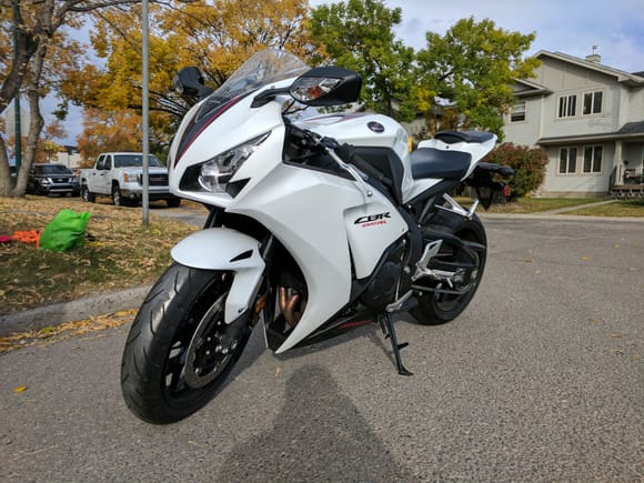 2014 CBR1000RR. Estate bike with less than a thousand kms. Sold