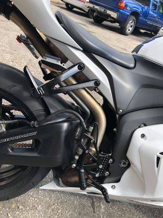 Powder coat rear pegs
