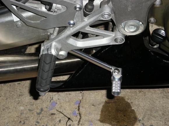New, foldable brake pedal