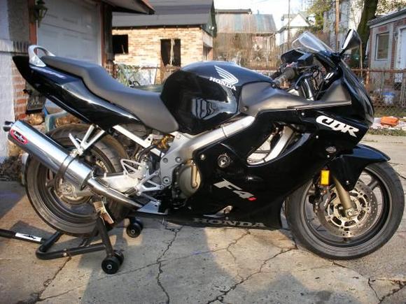 From right side with new F4i and CBR decals
