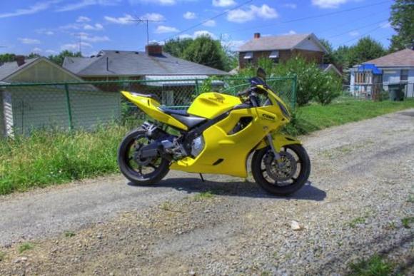 New pic's w/ motogp style pipe
