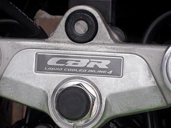 Final result after applying new "CBR Inline Four" Badge. She looks almost as good as new!