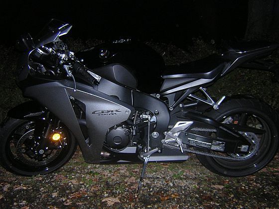 Side View Of Friends CBR 1000rr
